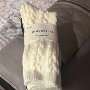 5 pairs of Lucky Brand Super Soft boot socks